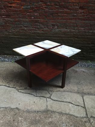 Edmund Spence Onyx and Mahogany Moderne Table: click to enlarge